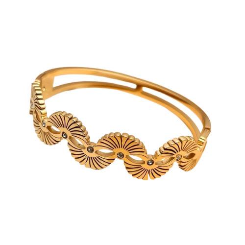 Goudkleurige Eternal Rays Bangle met zonnestraaldesign en glinsterende accenten