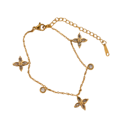 Armband met zirkonia klavers en fonkelende zirkonia steentjes, luxe dames sieraad met geluksdesign