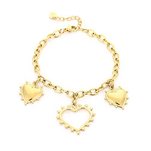 Gouden RVS schakelarmband met grote hartjesbedels – speelse en romantische uitstraling.