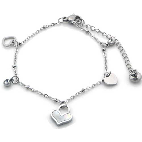 Dunne zilverkleurige RVS schakelarmband met hartjes bedels en sprankelende steentjes – subtiele en vrouwelijke uitstraling.