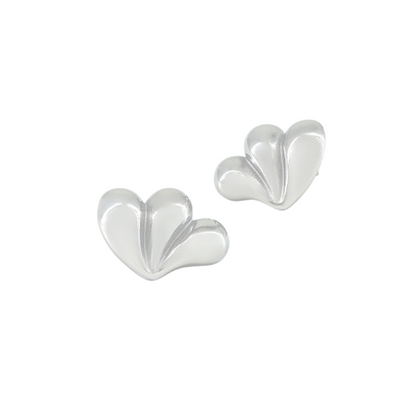 Zilverkleurige golvende dames oorbellen - stijlvolle dames oorbellen