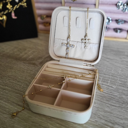 Sieradenbox L – verrassingspakket met sieraden in luxe wit sieradendoosje, ideaal cadeau voor haar
