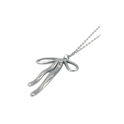 Zilverkleurige sierlijke knoophanger – minimalistische roestvrijstalen ketting voor een elegante look