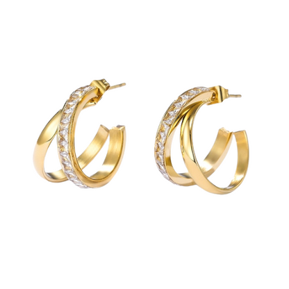 Luxe kleine goudkleurige hoops met strass steentjes - stijlvolle dames oorbellen