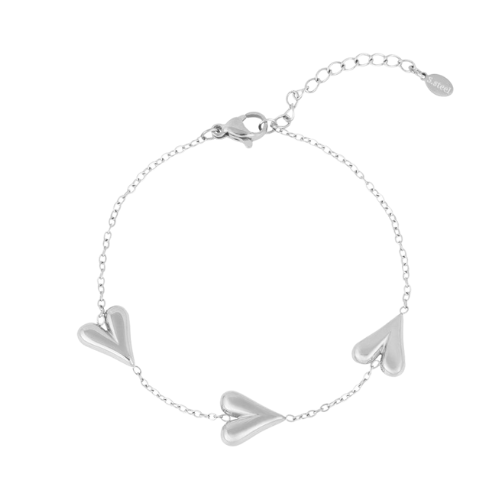 Zilverkleurige armband met drie hartjes – Trio of Love damesarmband van roestvrij staal
