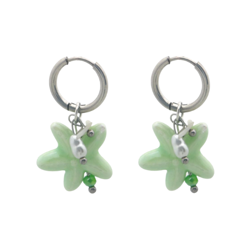 Zilverkleurige oorringen met mintgroene zeesterbedels, glasparel en kraaltjes – roestvrijstalen Tropical Glow oorbellen voor zomerse beachlooks